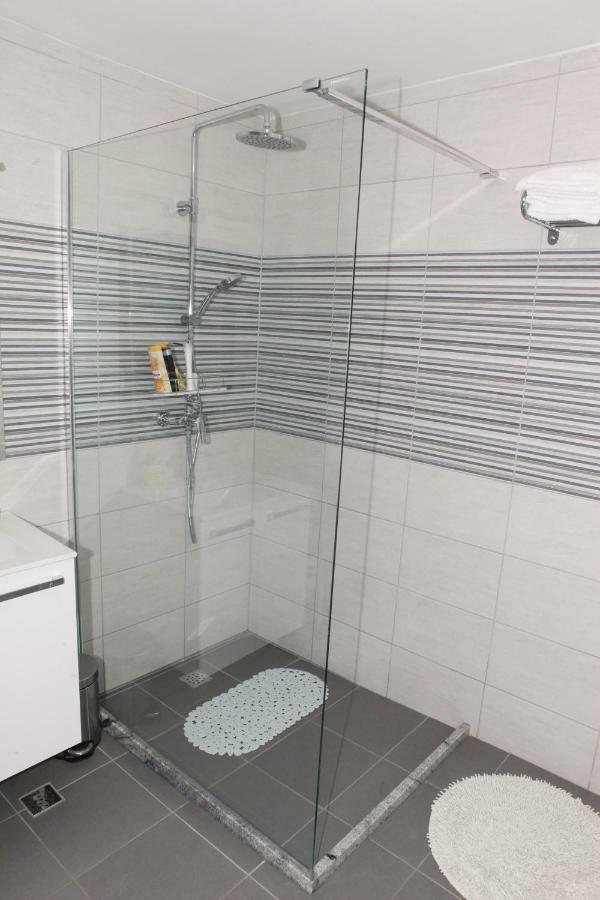 Apartman Kupa Karlovac Buitenkant foto