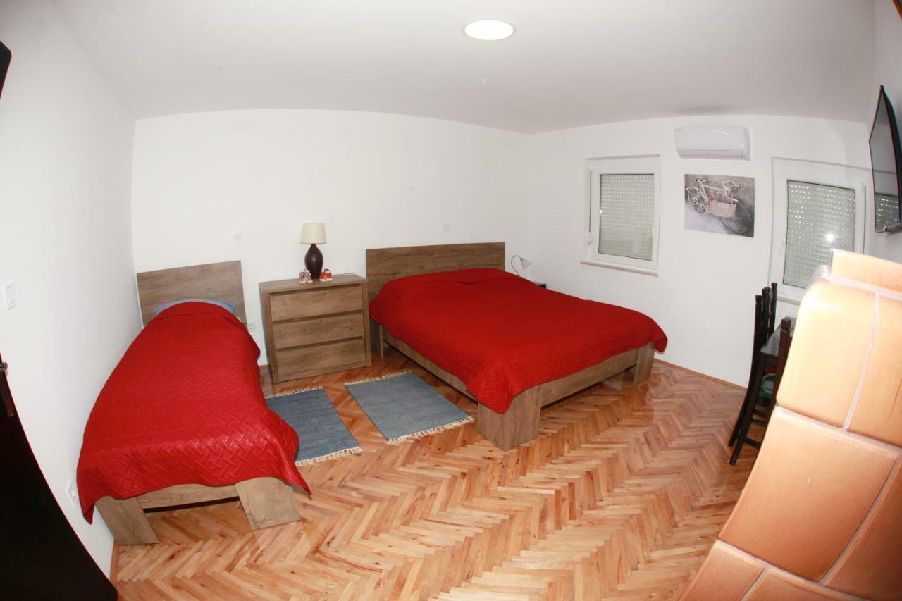 Apartman Kupa Karlovac Buitenkant foto