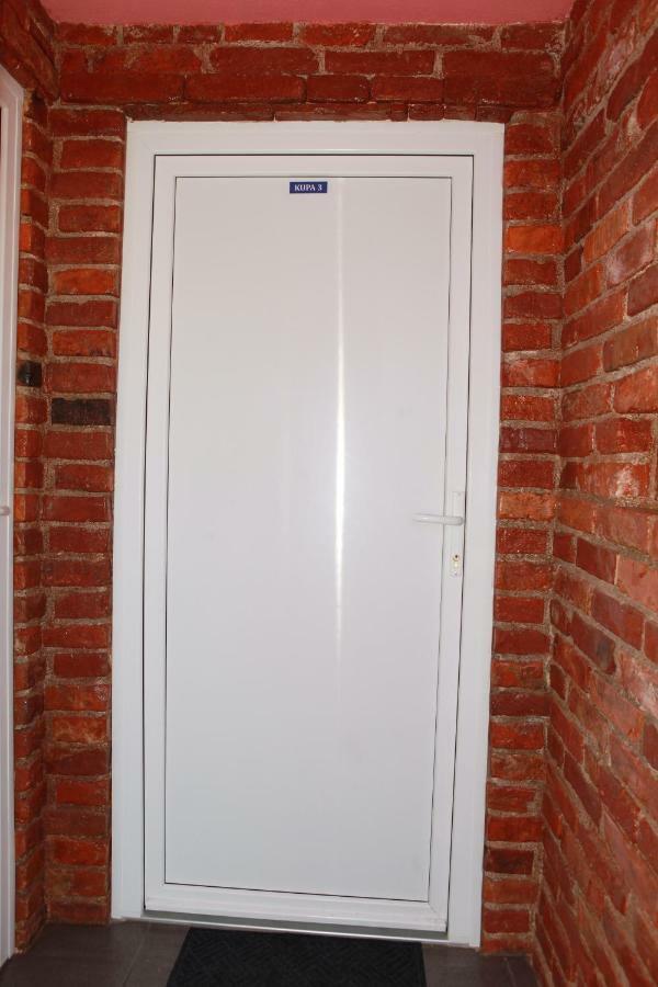 Apartman Kupa Karlovac Buitenkant foto